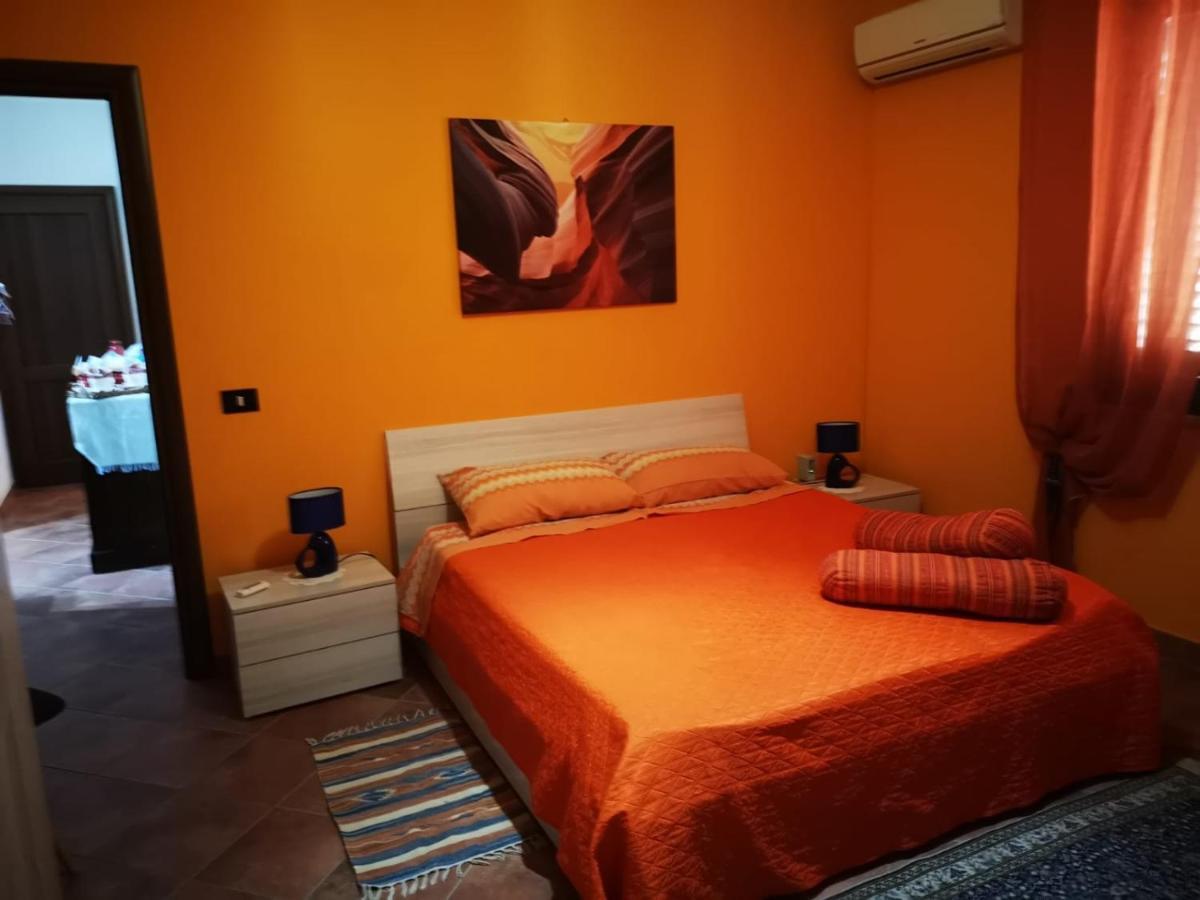شقة Orangeباليستراتي المظهر الخارجي الصورة